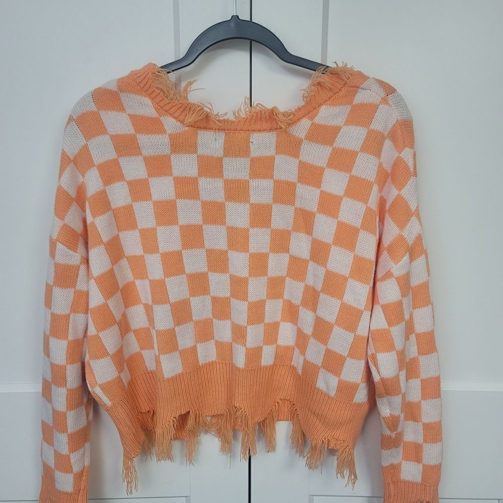 Just Polly Vneck Frayed Sweater, Small - Picture 7 of 8